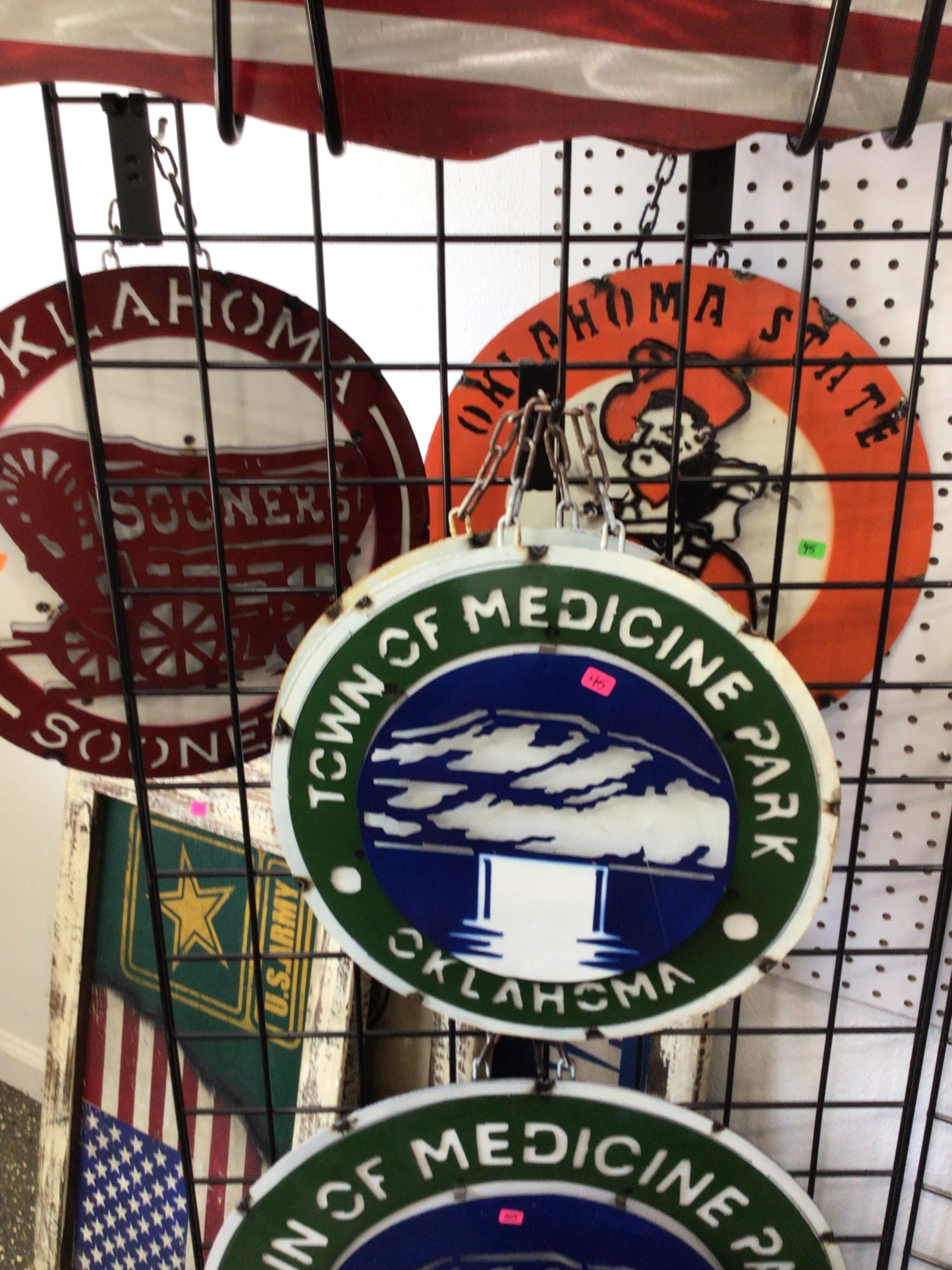 Sooner schooner sign small