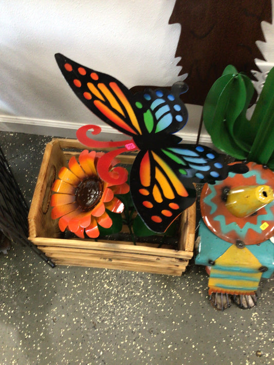 Butterfly/flower on stand